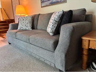Like new grey couch