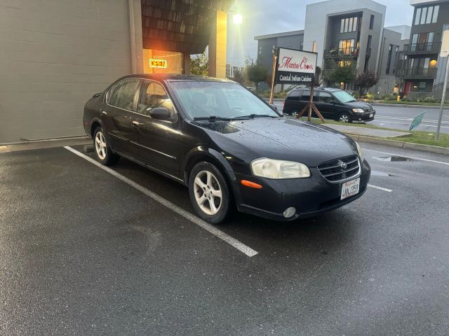 2000 Nissan Maxima