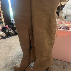 Size 9 Knee High Heels 