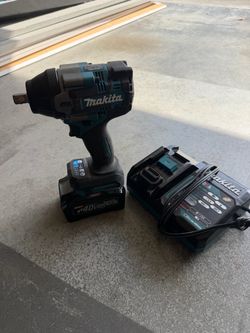 Makita 40V XGT Mid Torque Impact Wrench