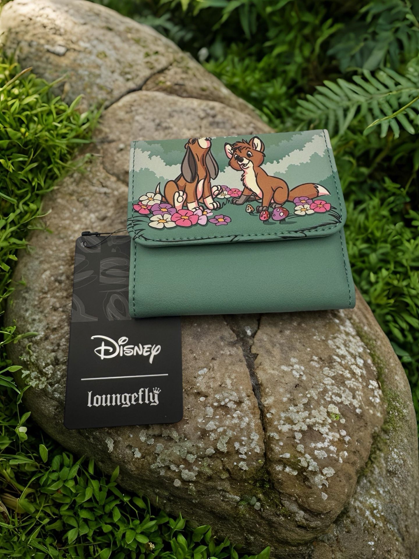 Authentic NWT Disney Loungefly Wallet “The Fox And The Hound”