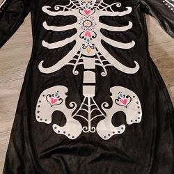 Black Bone Dress Size Small