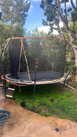 Mid size trampoline for smaller backyard