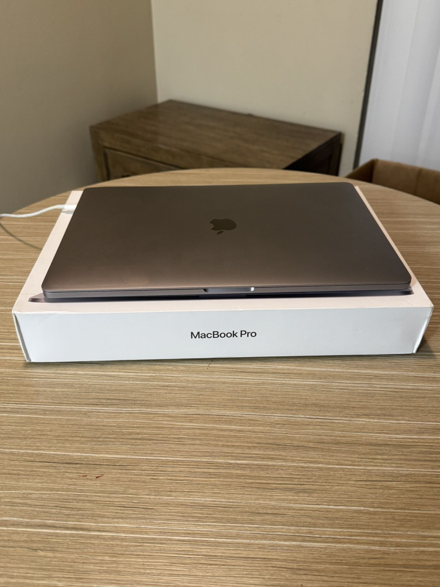 MacBook Pro 16” Intel i7 2019