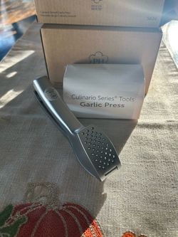 Princess House Culinario Series Garlic Press