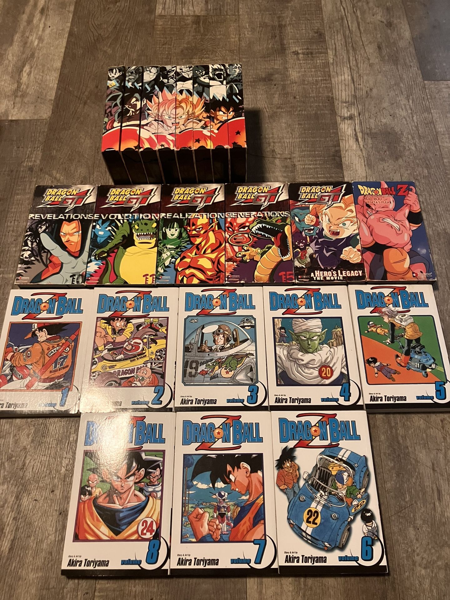 Collection of Dragon Ball Z VHS + Manga
