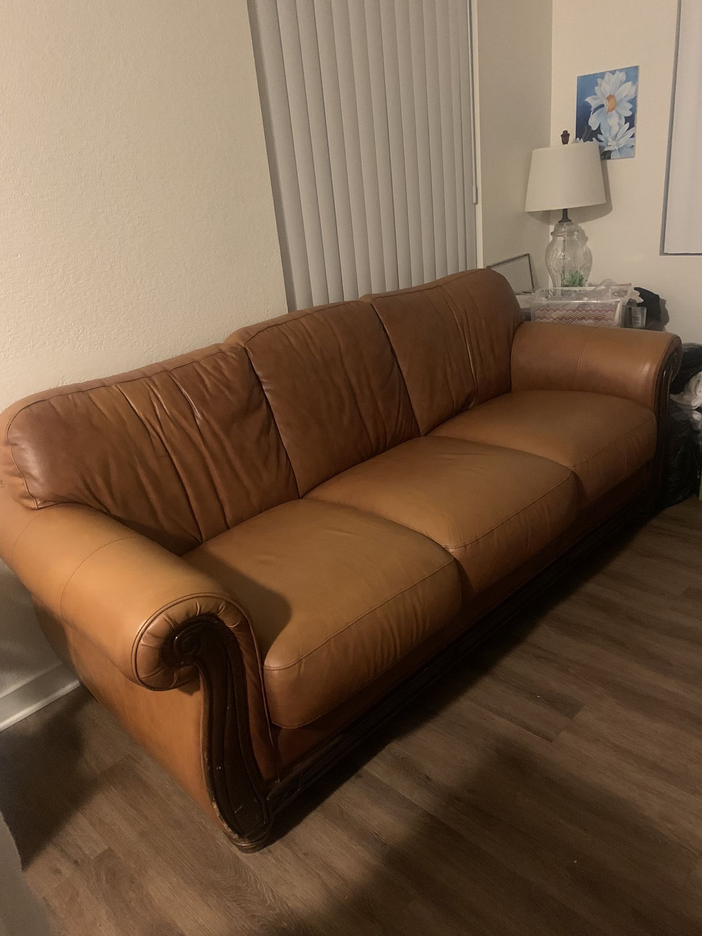 sofa leather 