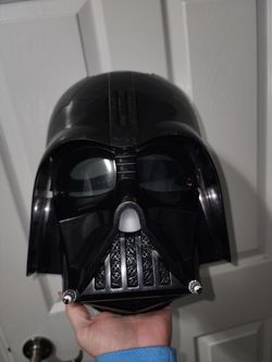 Hasbro Star Wars Darth Vader Voice Changer Mask
