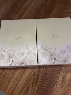 Lenox Frame