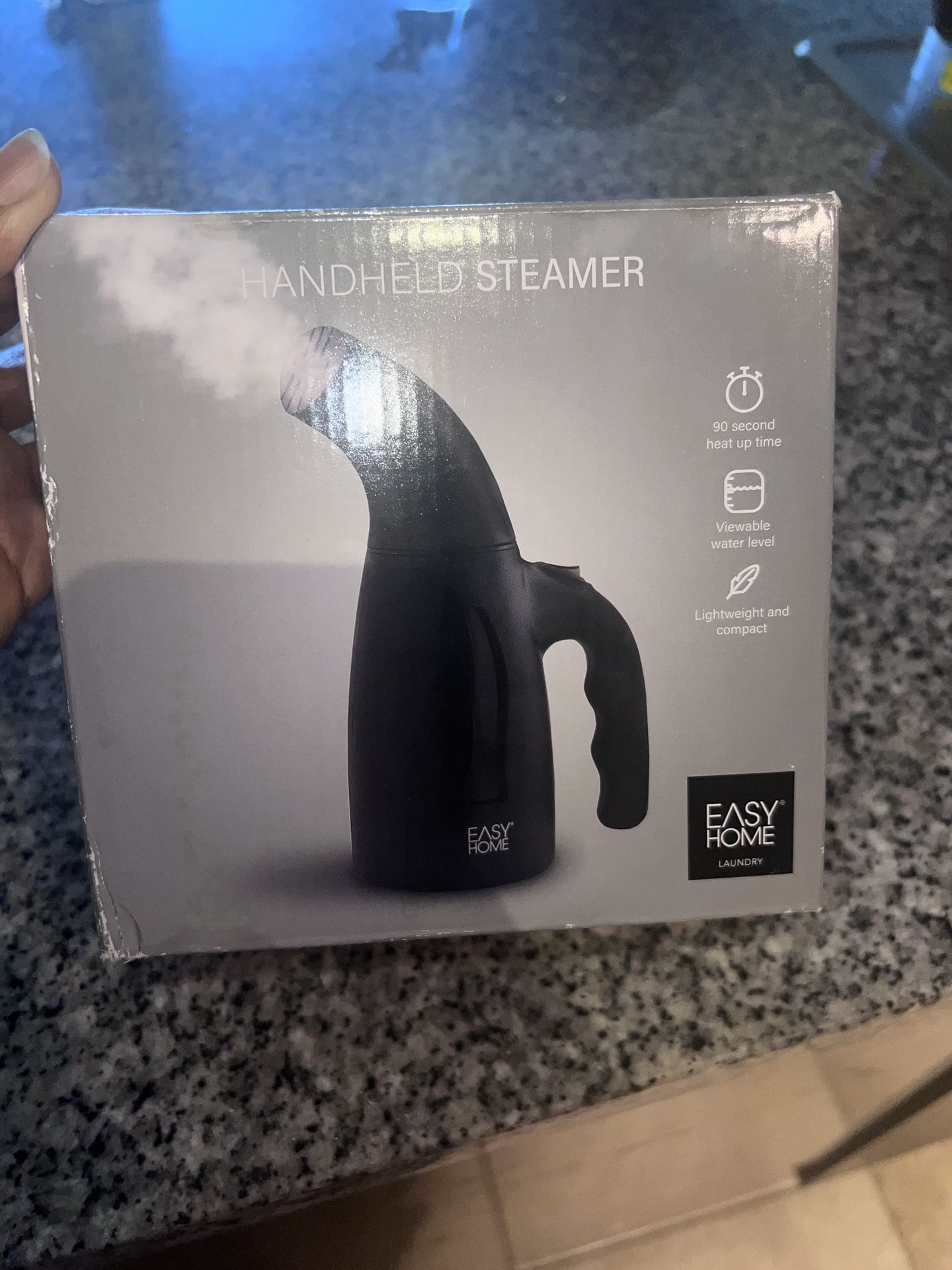 Hand steamer