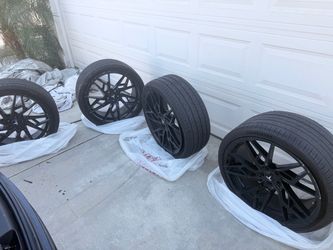 Tesla Gloss Black Wheels with Tires – Set of 4  / 4 Tesla Tire & Rim - 22X9 RENZO ASCARI GLOSS BLACK (CUSTOM)