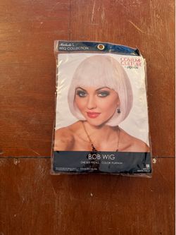 Platinum bob wig