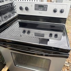 Whirlpool Stainless Steel Stove/oven In Working Condition 