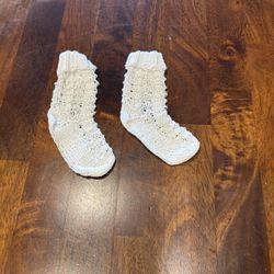 Vintage White laced socks 