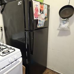 Fridge In Good Condition 
