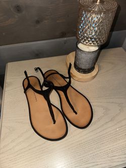 Black bedazzled saldals