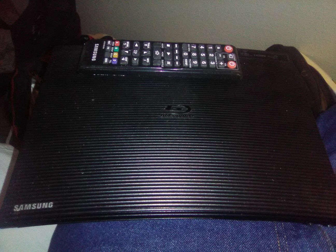 Samsung Blu Ray player w remote
