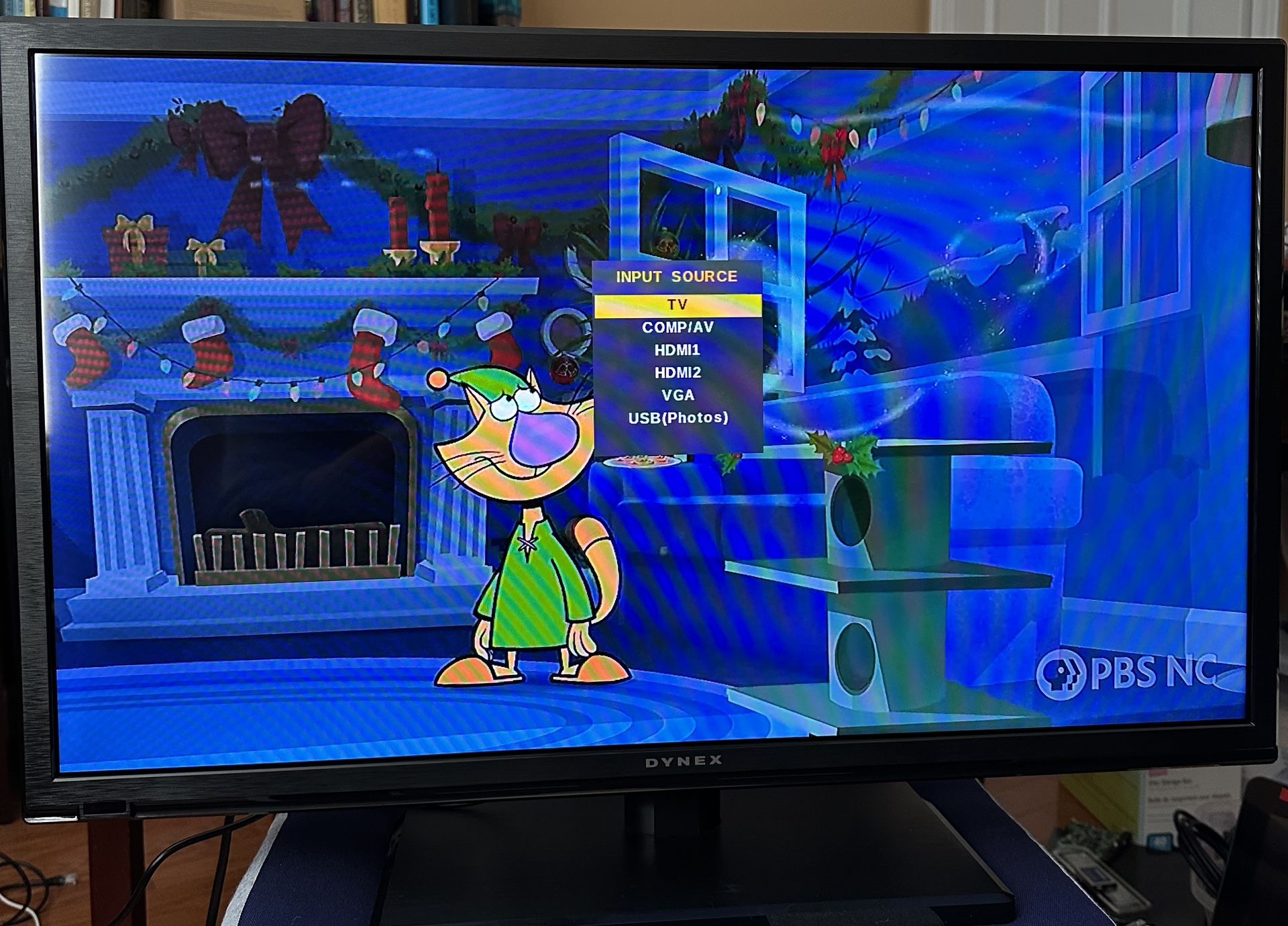 Used Dynex 32 Inch TV Monitor DX-32D310NA15