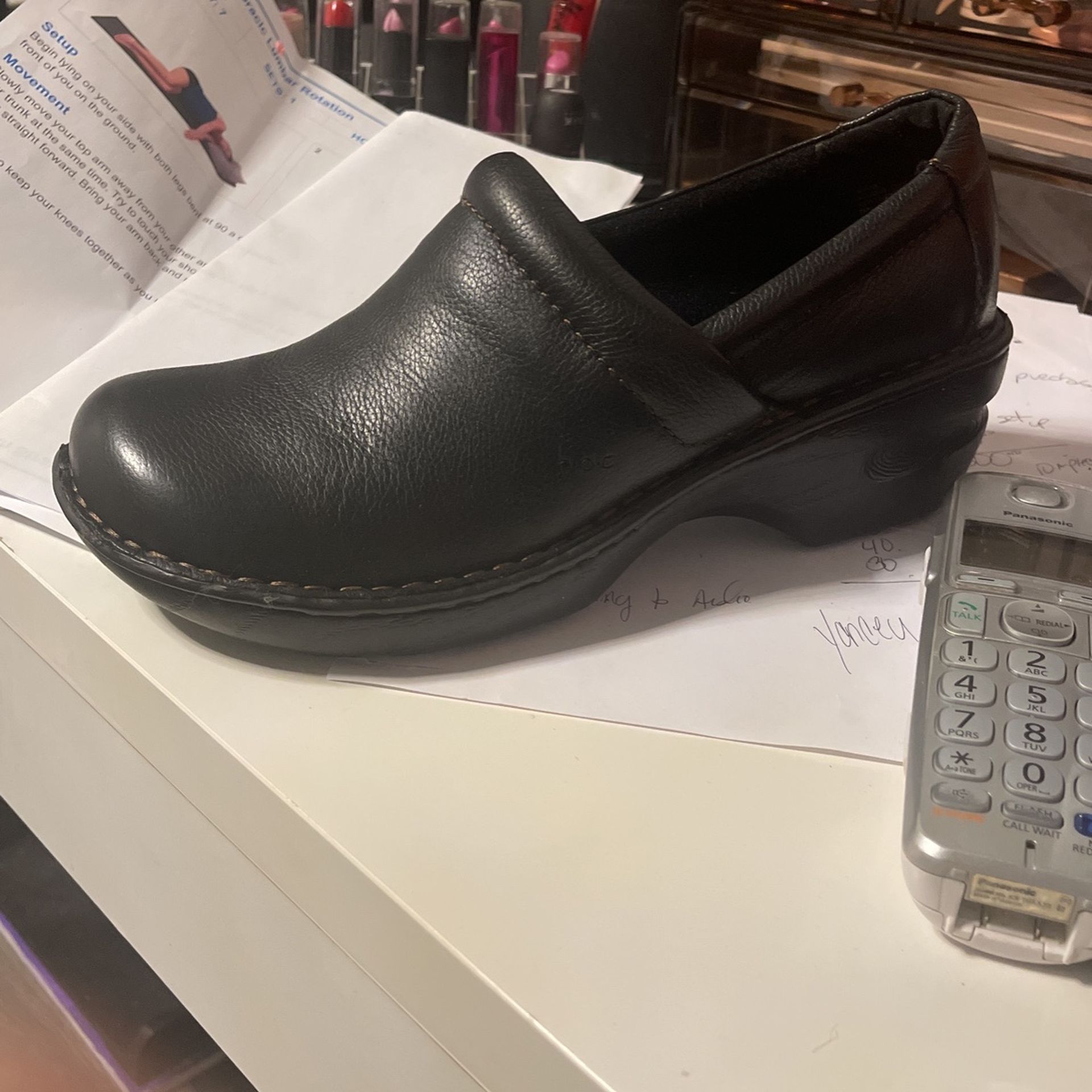 BOC Black Leather Nurse Shoes