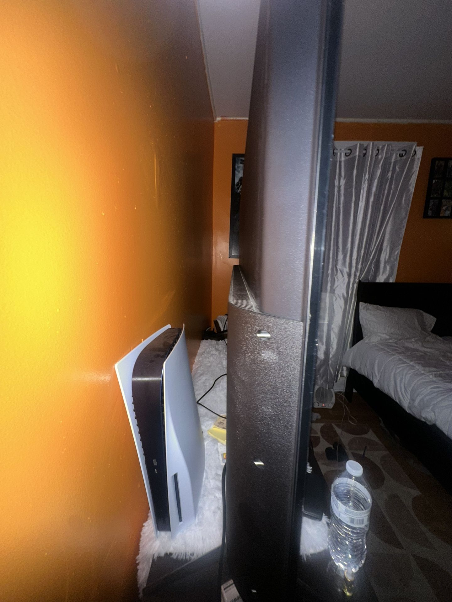 PS5+70inc TV