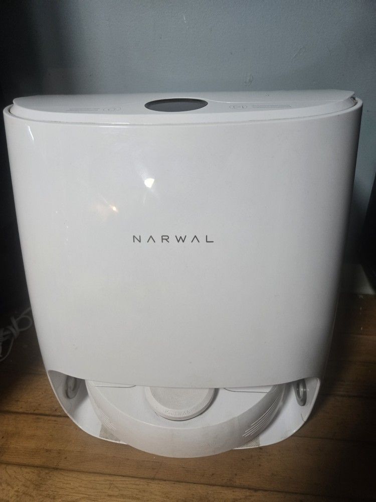 Narwal T10 4-in-1 Robot Mop and Vacuum