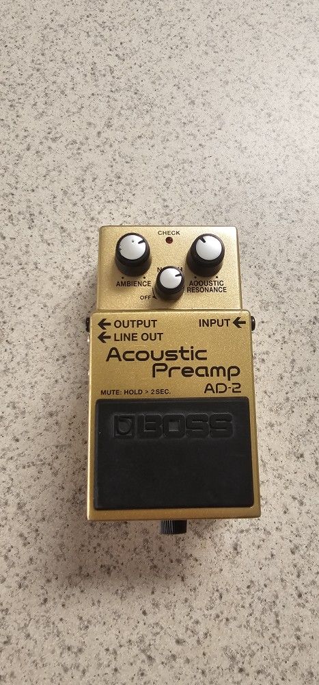 Roland Acoustic Preamp AD-2 Pedal