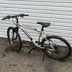 26" Royce Union 21-Speed Mountain Bike, 20" Aluminum Frame