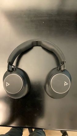 Poly Voyager Surround 80