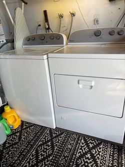 Whirlpool Washer and Dryer Set