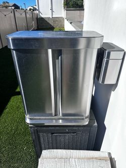 Simple Human Dual Trash Can