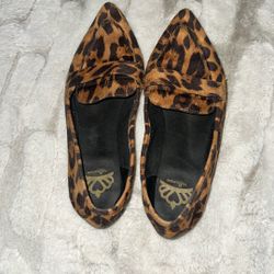 Brown And Black Leopard 