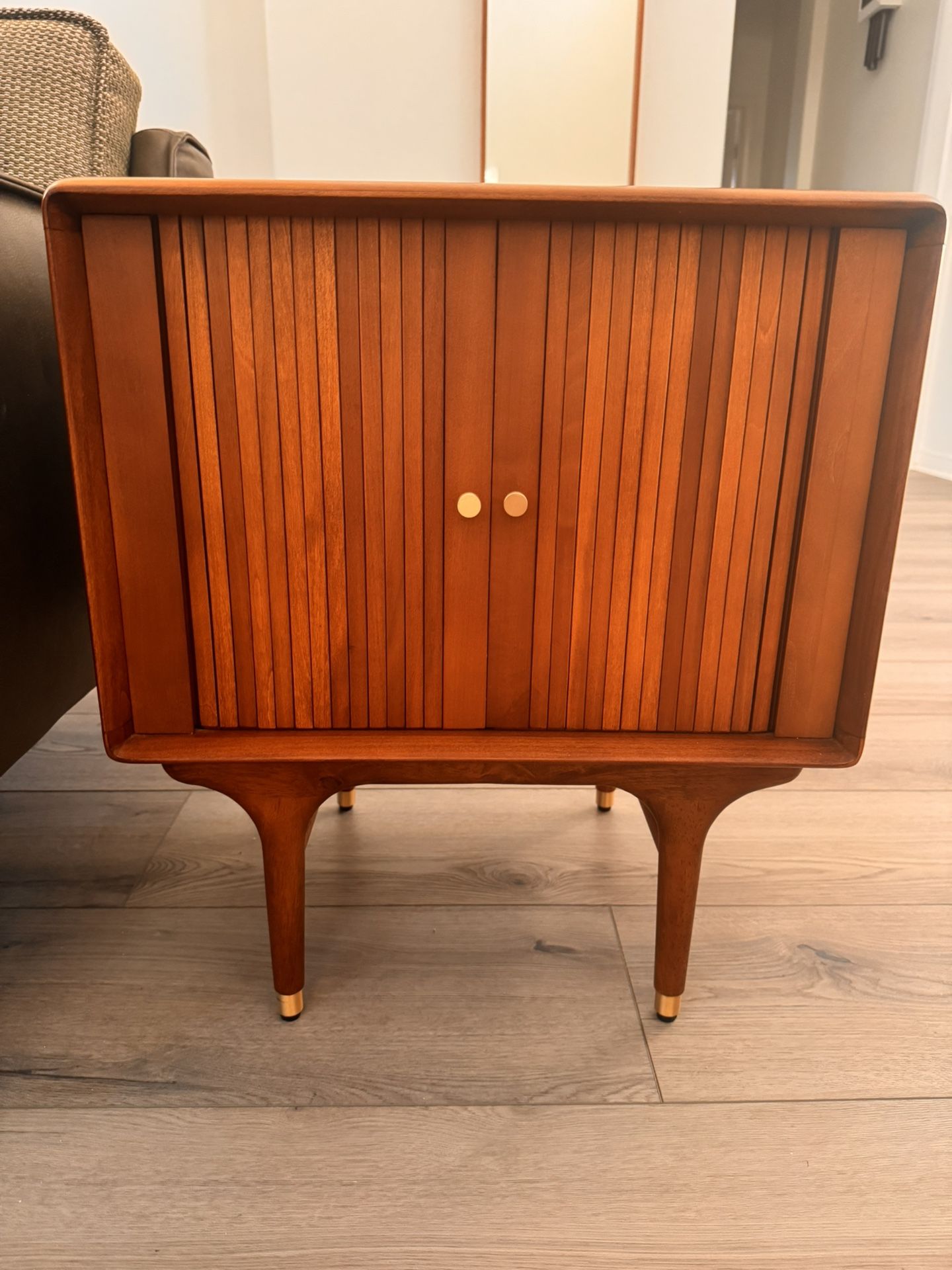 End Table/ Nightstand