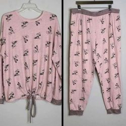 Disney women's Mickey &Minnie pijama set size XL