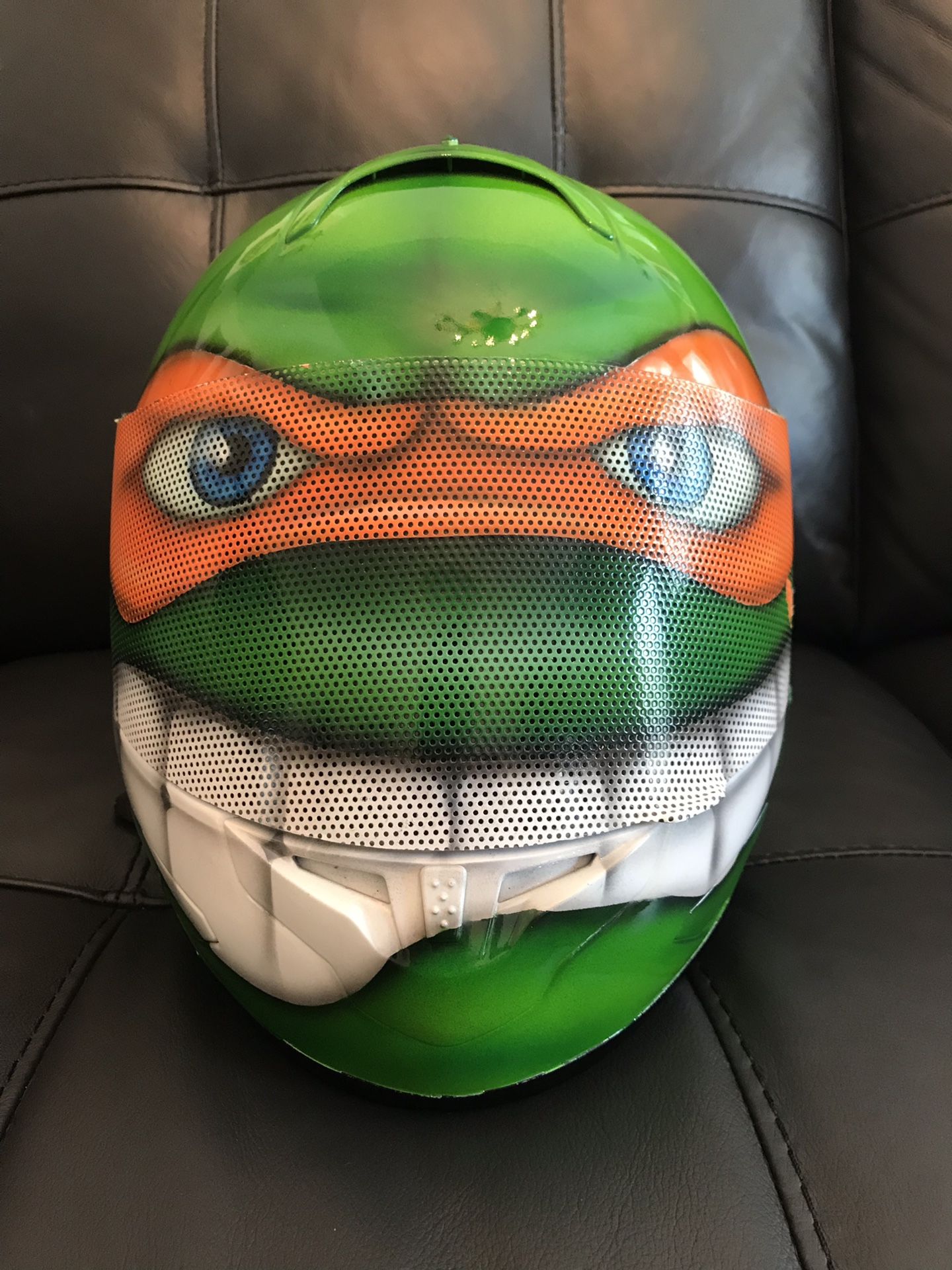 Pre owned HJC CL-16 motorcycle helmet (medium) custom paint job