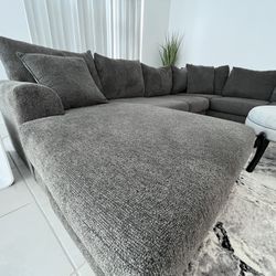 Sectional Ottoman, Carpet And Tables 