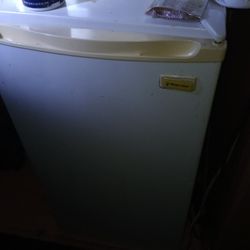 Bundle Fridge With Freezer Bundle 