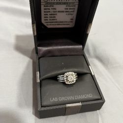 Engagement / Wedding Ring 