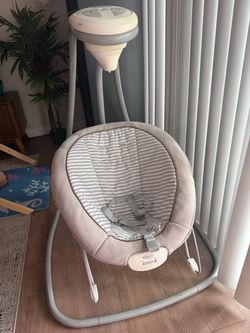 Graco DuetSoothe Baby Swing and Rocker