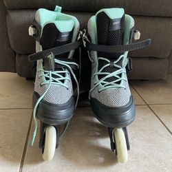 Roller Skate For Woman 9.5 And 10.5 // Patines Para Mujer Tamaño 9.5 Y 10.5