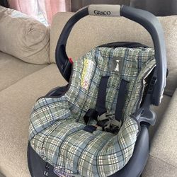 Infant Carseat 