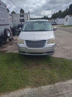 2008 Chrysler Town & Country