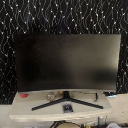 Curved Samsung Montitor