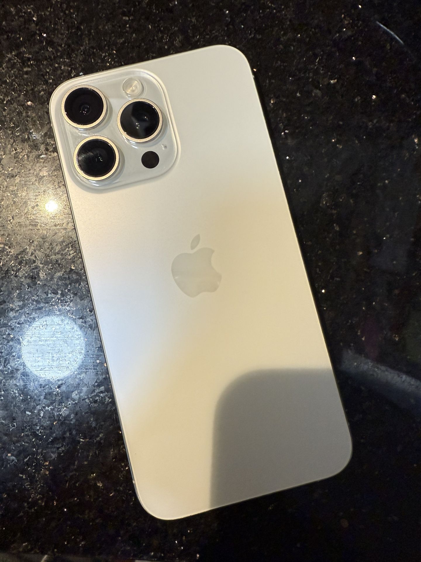 Unlocked iPhone 15 Pro Max 256GB
