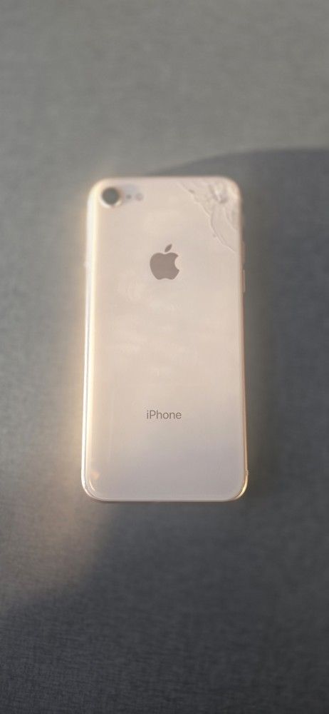 Apple iPhone 8