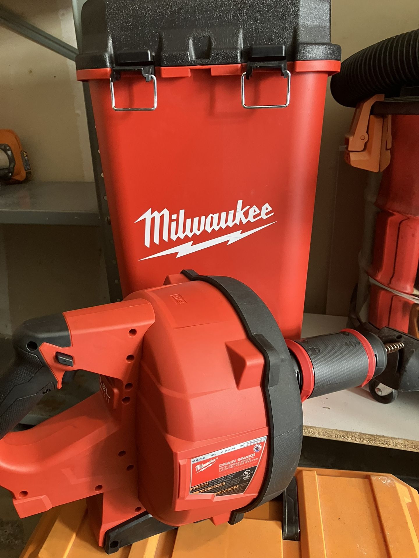 Milwaukee Cordless Drain Snake