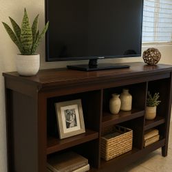 Tv Stand And Shelving 