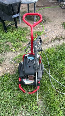 Pressure washer 2,400 PSI