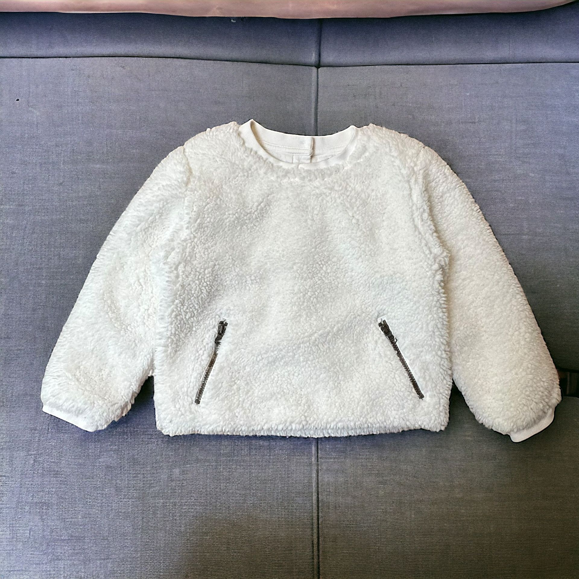 Tommy Hilfiger Fuzzy Fur Fleece Pullover, 3T, Ivory