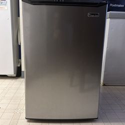 Magic chef fridge