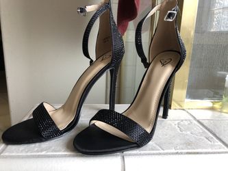Black new heels